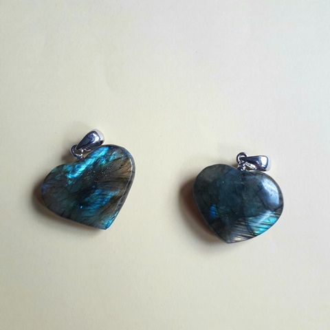 Labradorite pendant